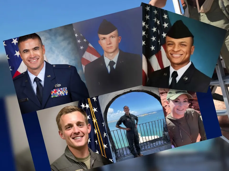 Foto's van zes Amerikaanse militairen die omkwamen bij een crash met een tankvliegtuig in Irak