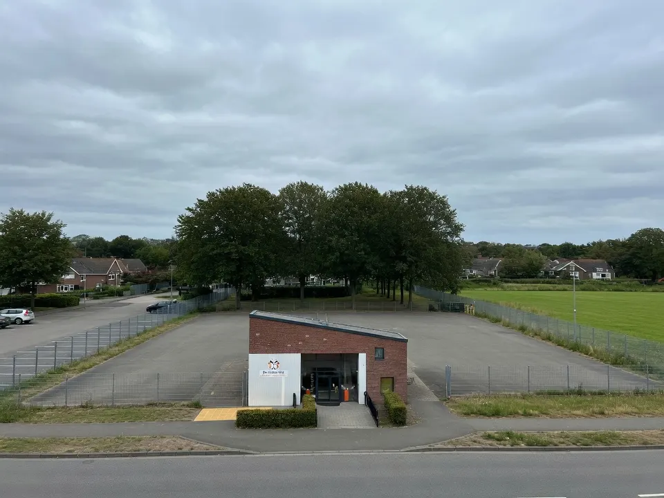Basisschool De Kleine Vos in Mierlo blijft dicht na grote vernielingen