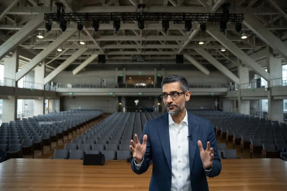 Sundar Pichai in een congreszaal