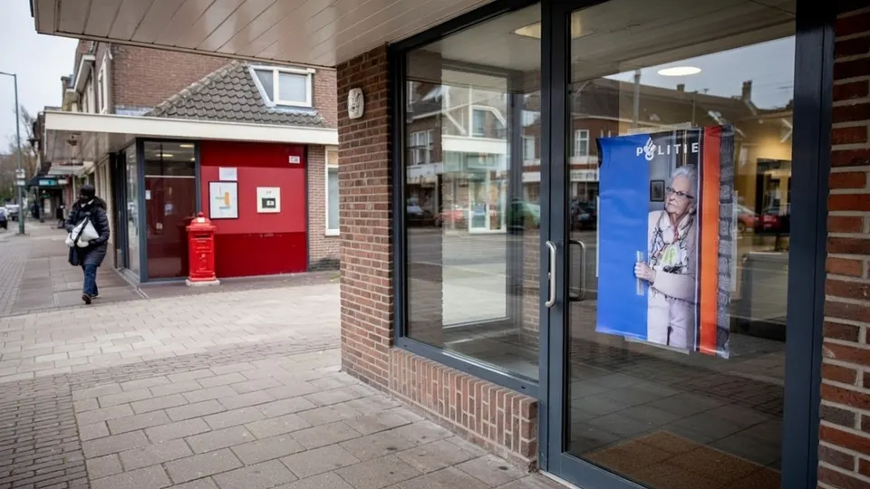 Politiebureau in Spijkenisse waar de 13-jarige verdachte is aangehouden
