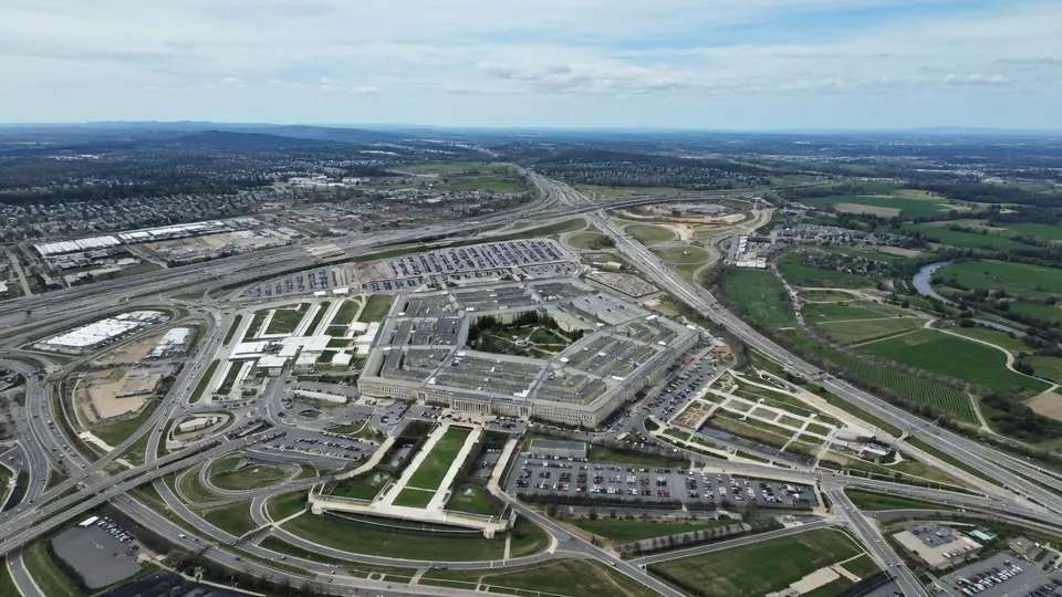 Het Pentagon in Washington beheert via het DMDC miljoenen defensiedossiers