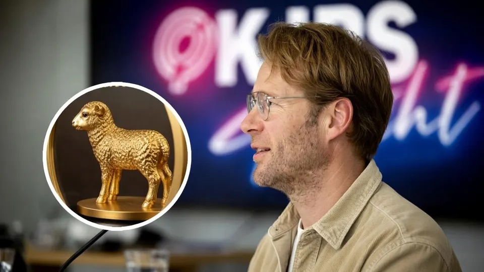 Frank Lammers tijdens de toekenning van het eerste Gouden Lammetje aan de film Champagne