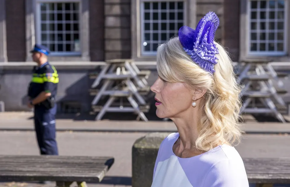Mona Keijzer tijdens een bijeenkomst