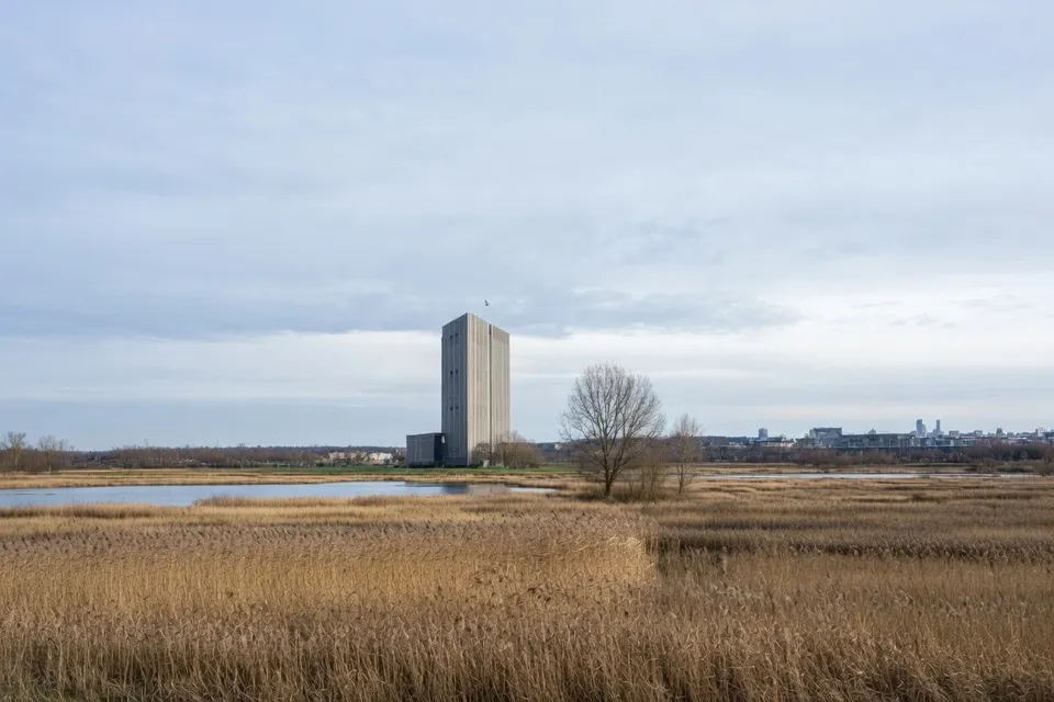 Datacenter op het Amsterdamse Science Park waar de server van A/I in beslag is genomen