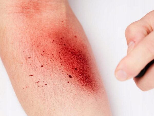 KREW SZTUCZNA SPRAY HALLOWEEN PRZEBRANIE 60ML