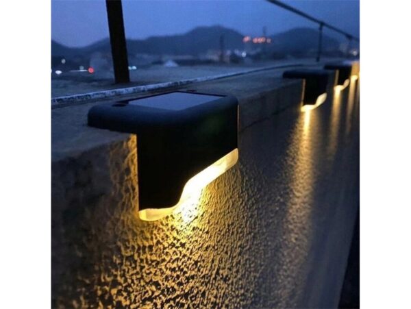 LAMPKA LAMPA SOLARNA KRAWĘDZIOWA 1 LED 8x4,5x4,2cm - czarny - ciepły biały