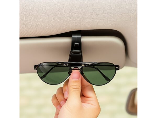 UCHWYT KLIPS NA OKULARY DO OKULARÓW SAMOCHODOWY