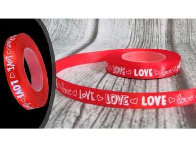 WSTĄŻKA SATYNOWA Z NADRUKIEM LOVE 12mm x 23m