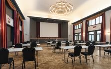 Meetingraum im b_smart hotel Schönenwerd Meetingraum im b_smart hotel Schönenwerd