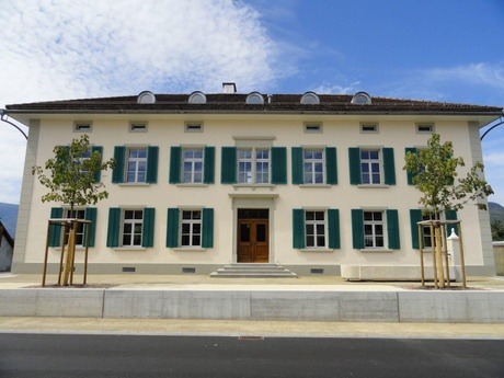 Primarschulhaus Kestenholz