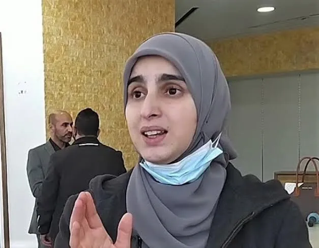 سمر حمد.. حين يصبح الصوت الفلسطيني هدفًا للاعتقال