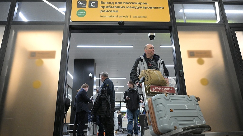 Russia to repatriate citizens stranded in Cuba amid fuel crisis