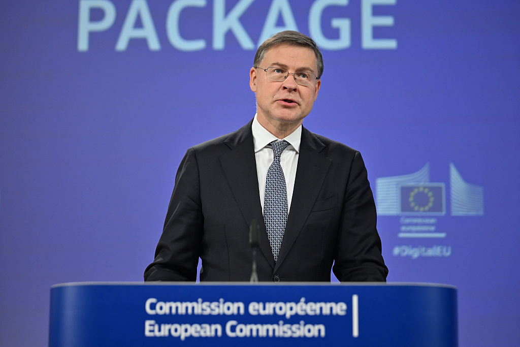 EU could move ahead with Russian oil services ban without G7, says economy chief