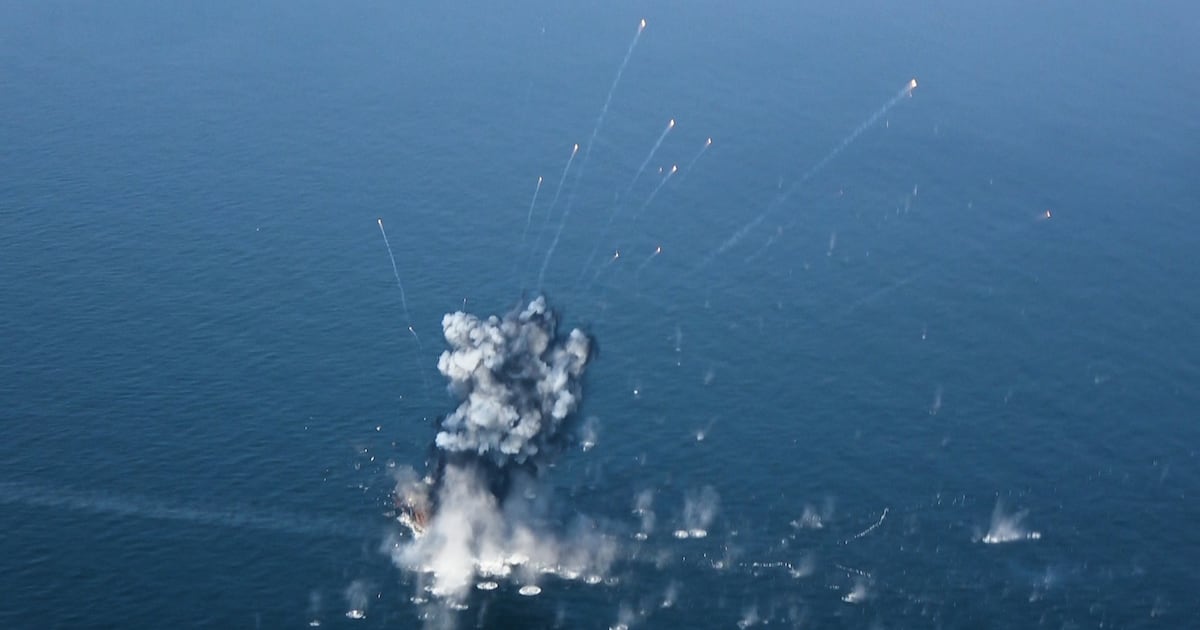 Iran's brief closure of Strait of Hormuz sends message to US of potential threat to oil trade