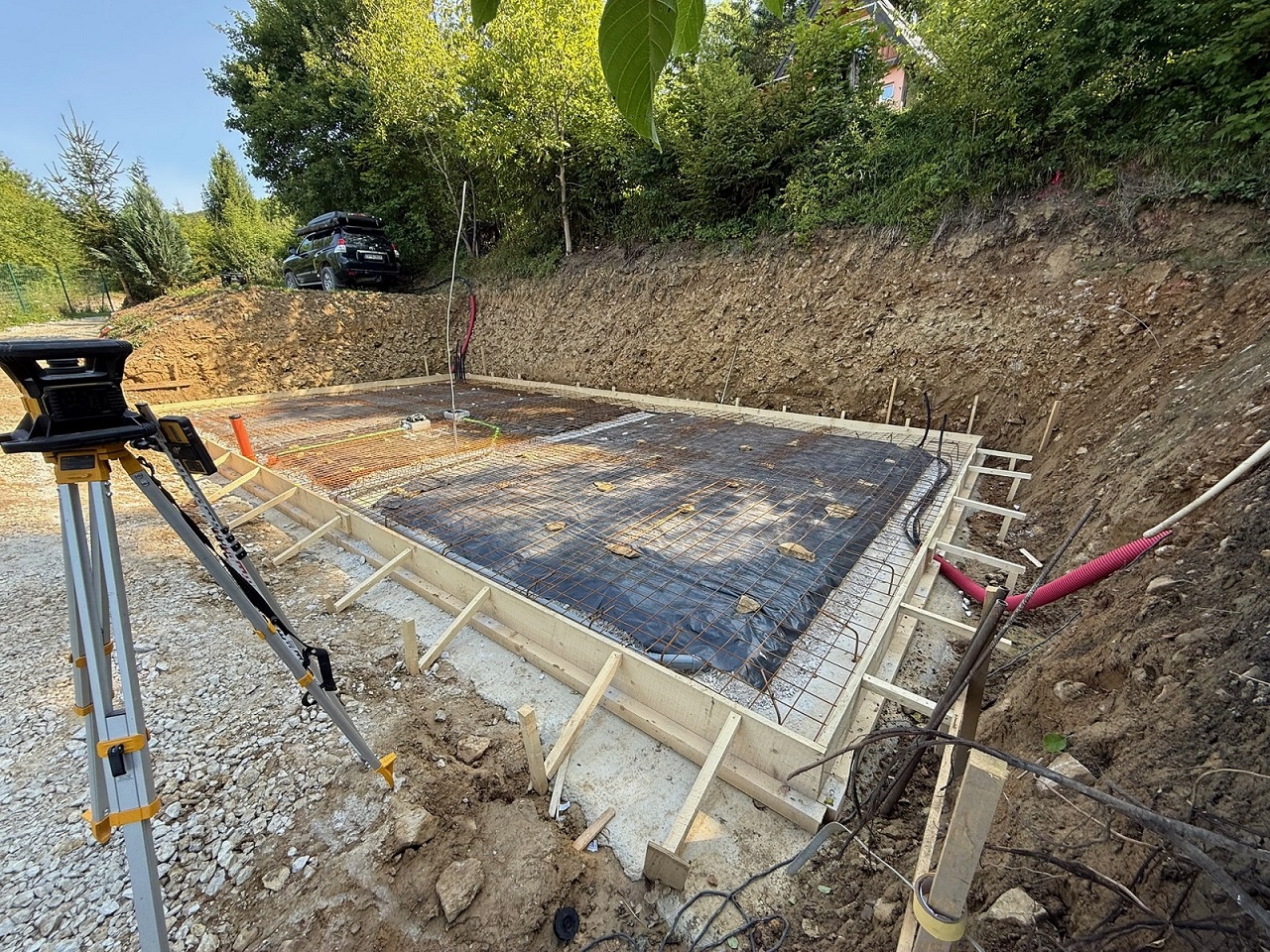 Základová doska a kamenný obklad