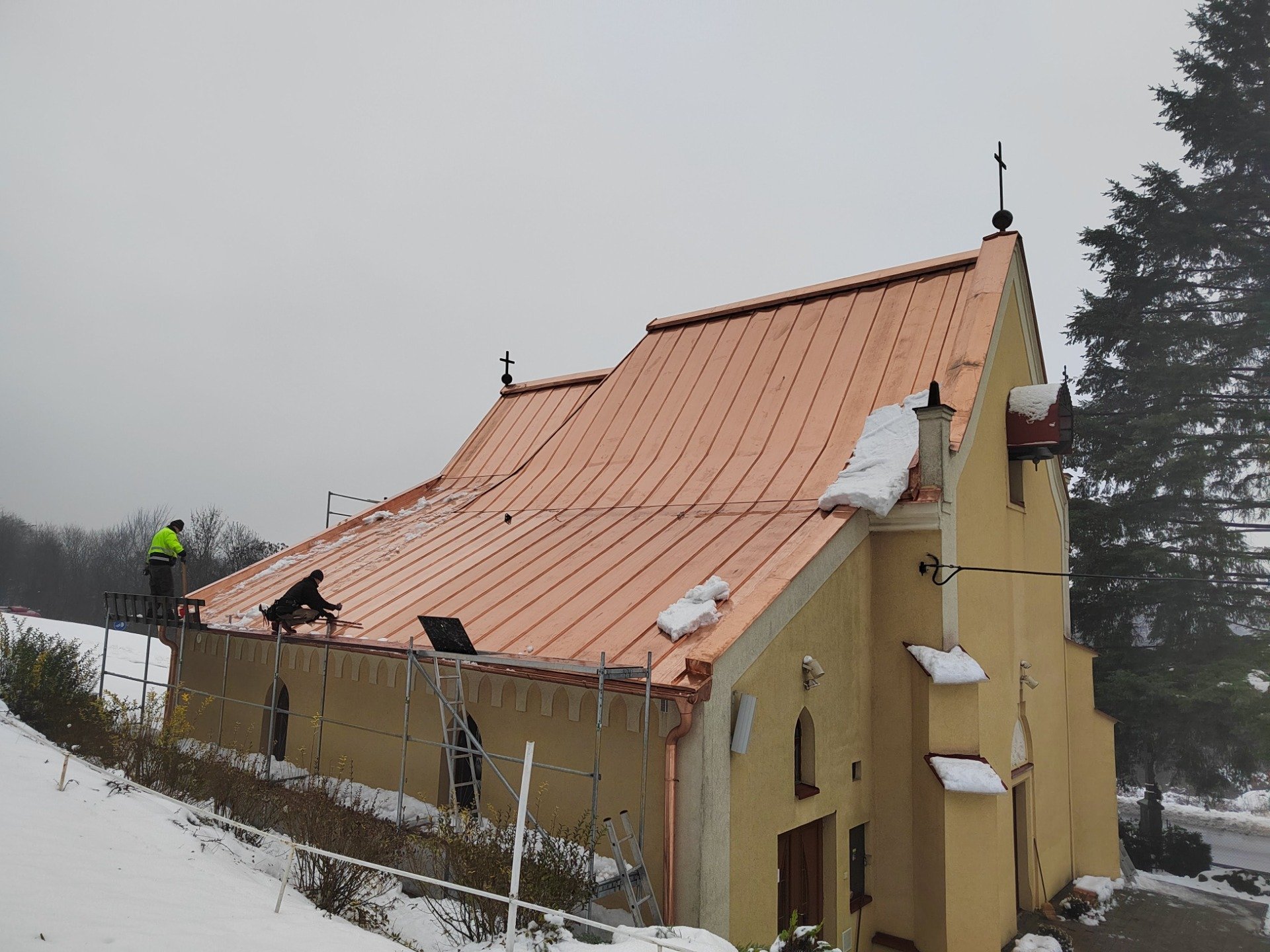 Kostol povýšenia Svätého kríža Sedliská - rekonštrukcia medenej strechy