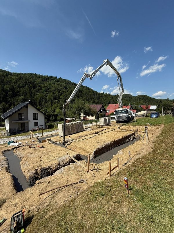 Kamenná podmurovka