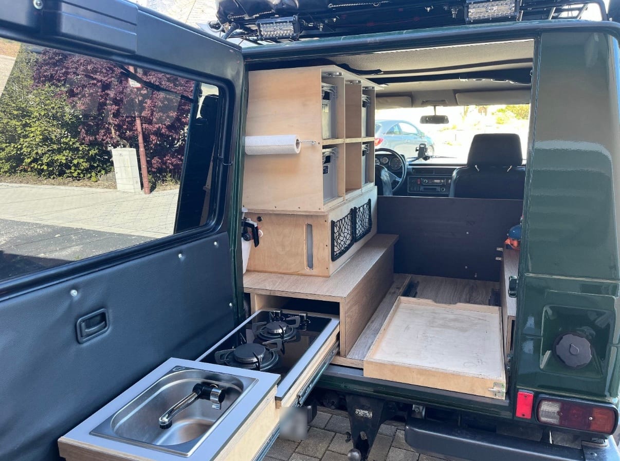 Innenausbau Mercedes W460