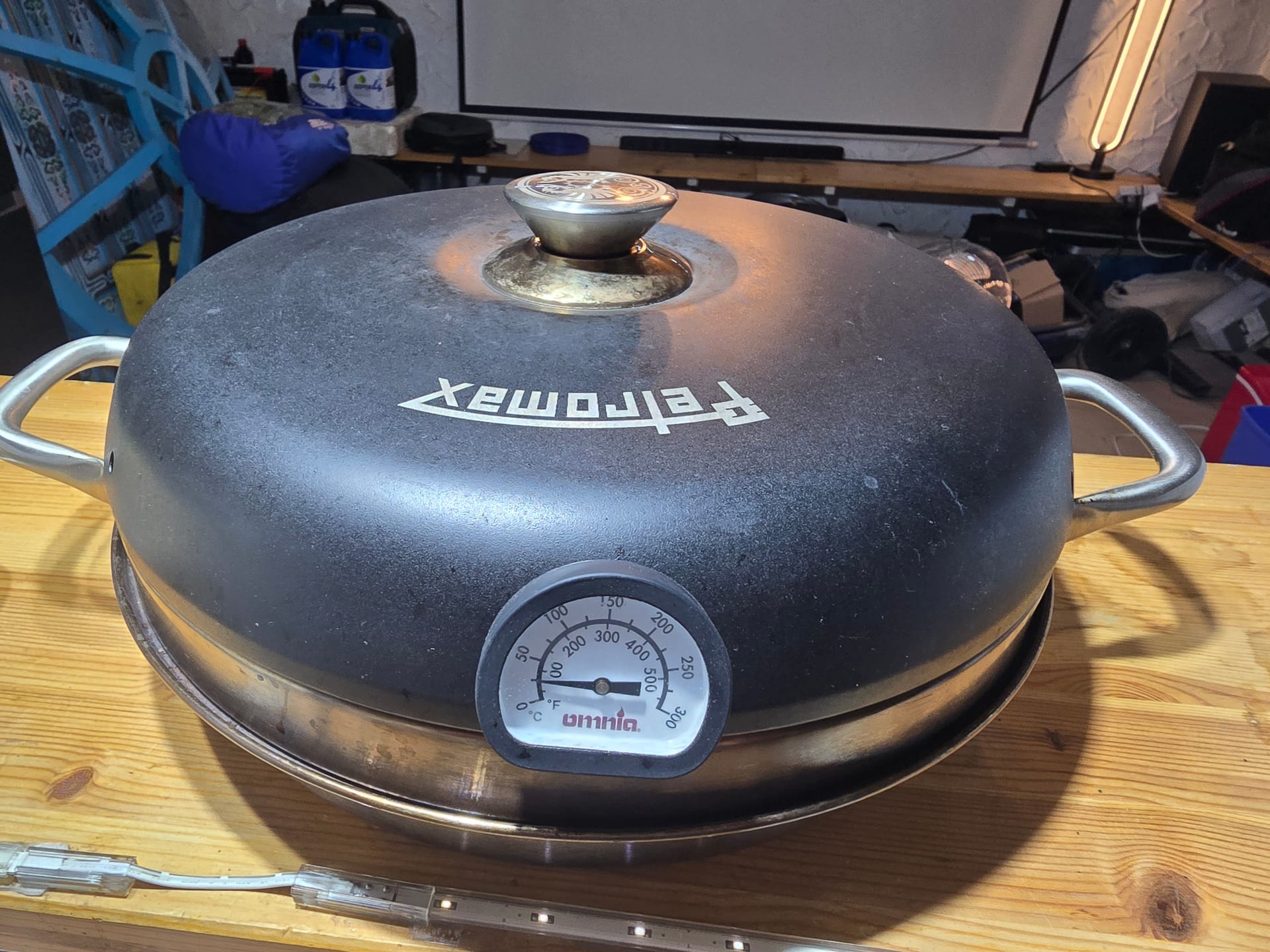 Petromax Campo Heissluftofen mit Zubehör