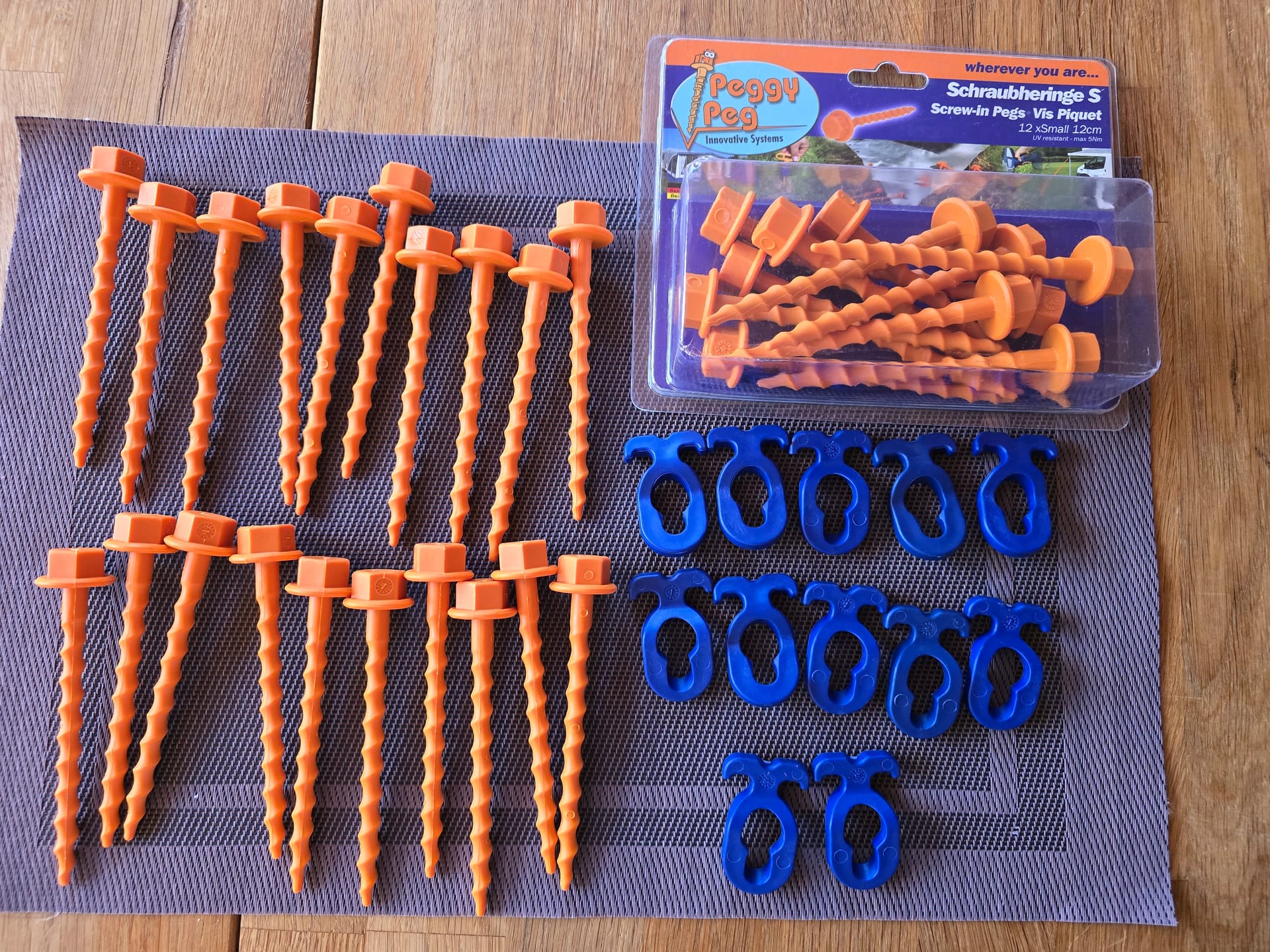 Peggy Peg Schraubheringe S (32x) plus 12 Haken plus Kombi-Tool