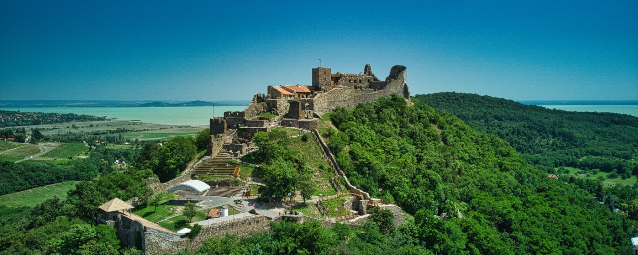 Várak a Balaton-felvidéken - 25 / 50