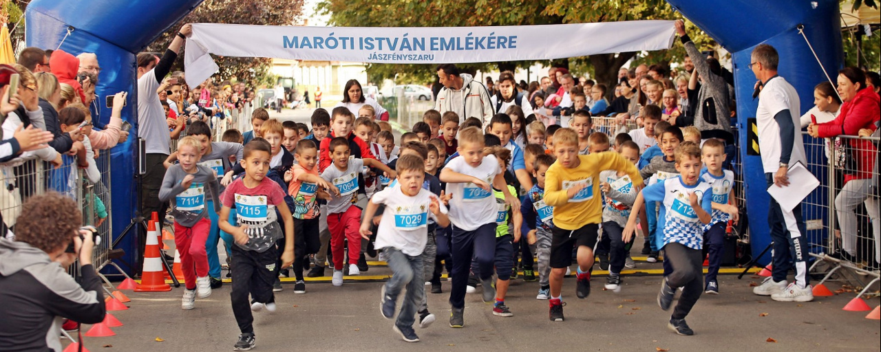VIII. Jászfényszarui Futófesztivál In Memoriam Maróti István