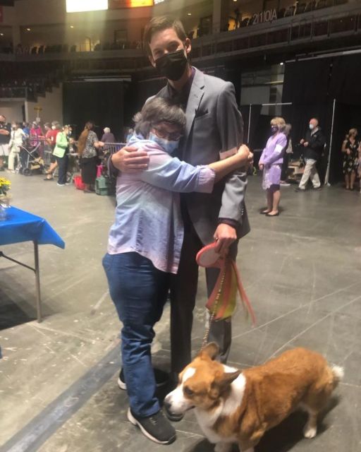 Jody Davidson with a Junior Handler at a dog show