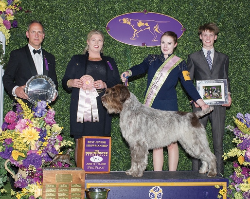 Lily Bennett | WKC 2021 Best Junior Handler Lily Bennett | WKC 2021 Best Junior Handler