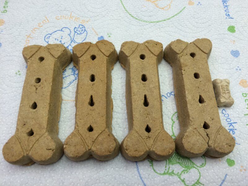 Photo of dog snacks, showing the difference in snack size for large dog breeds vs toy dog breeds.
