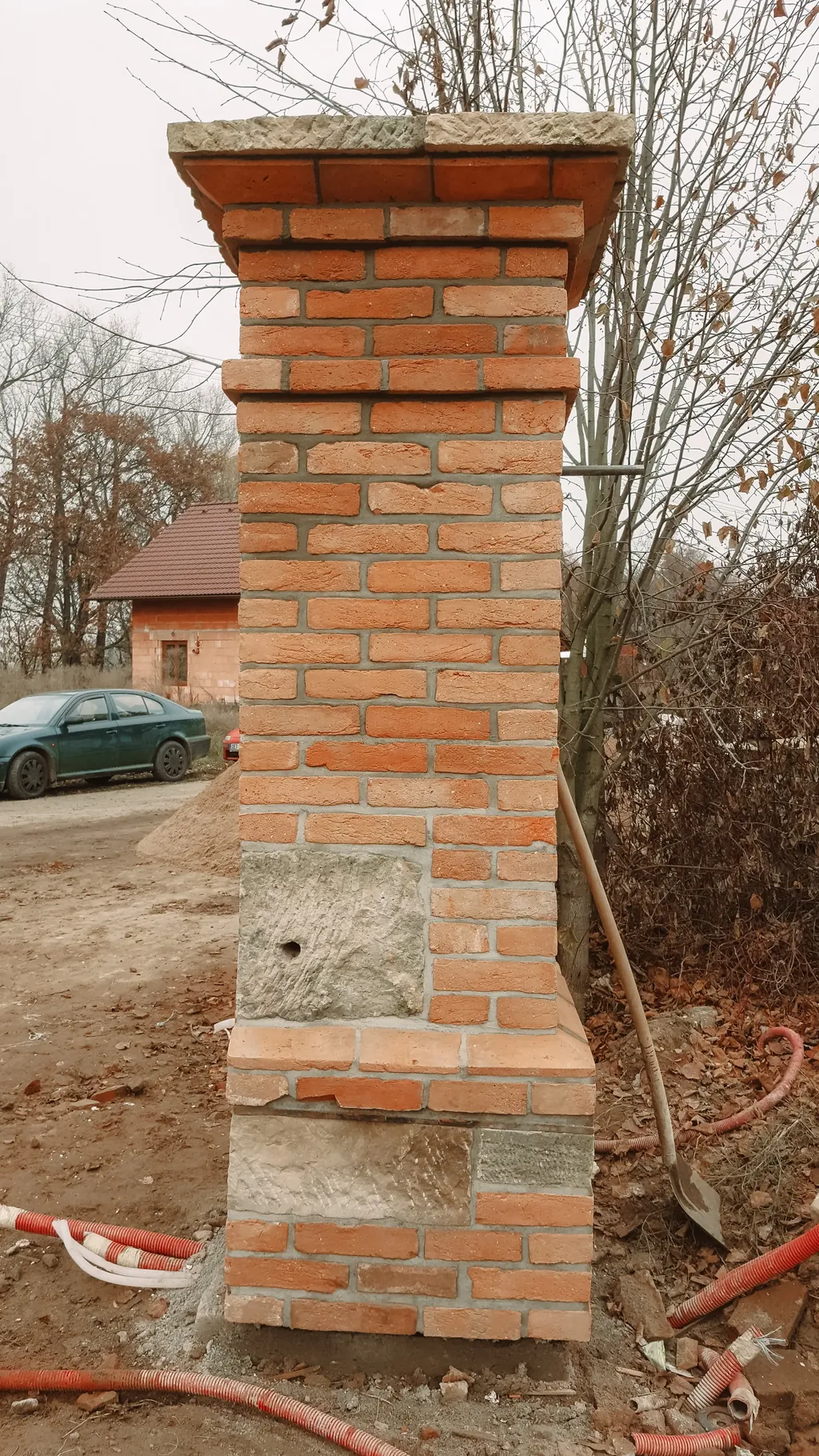 Naše cihly foto