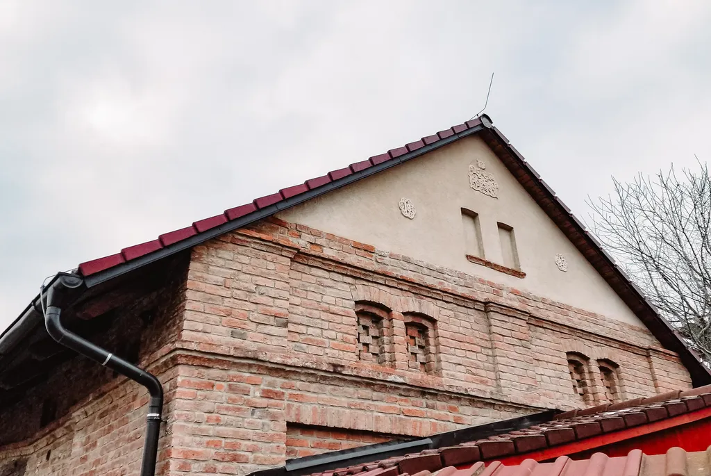 Naše cihly foto