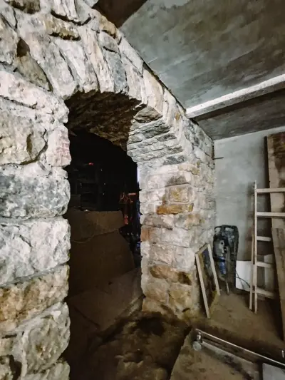 Image 12