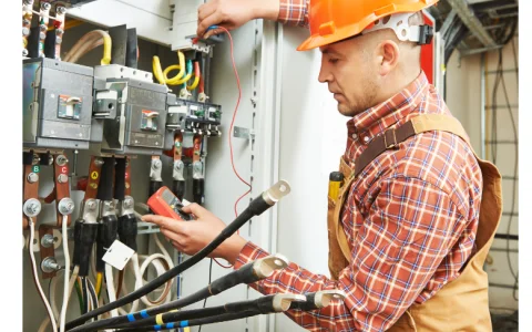 Sicherheitsunterweisung für Elektrofachkräfte