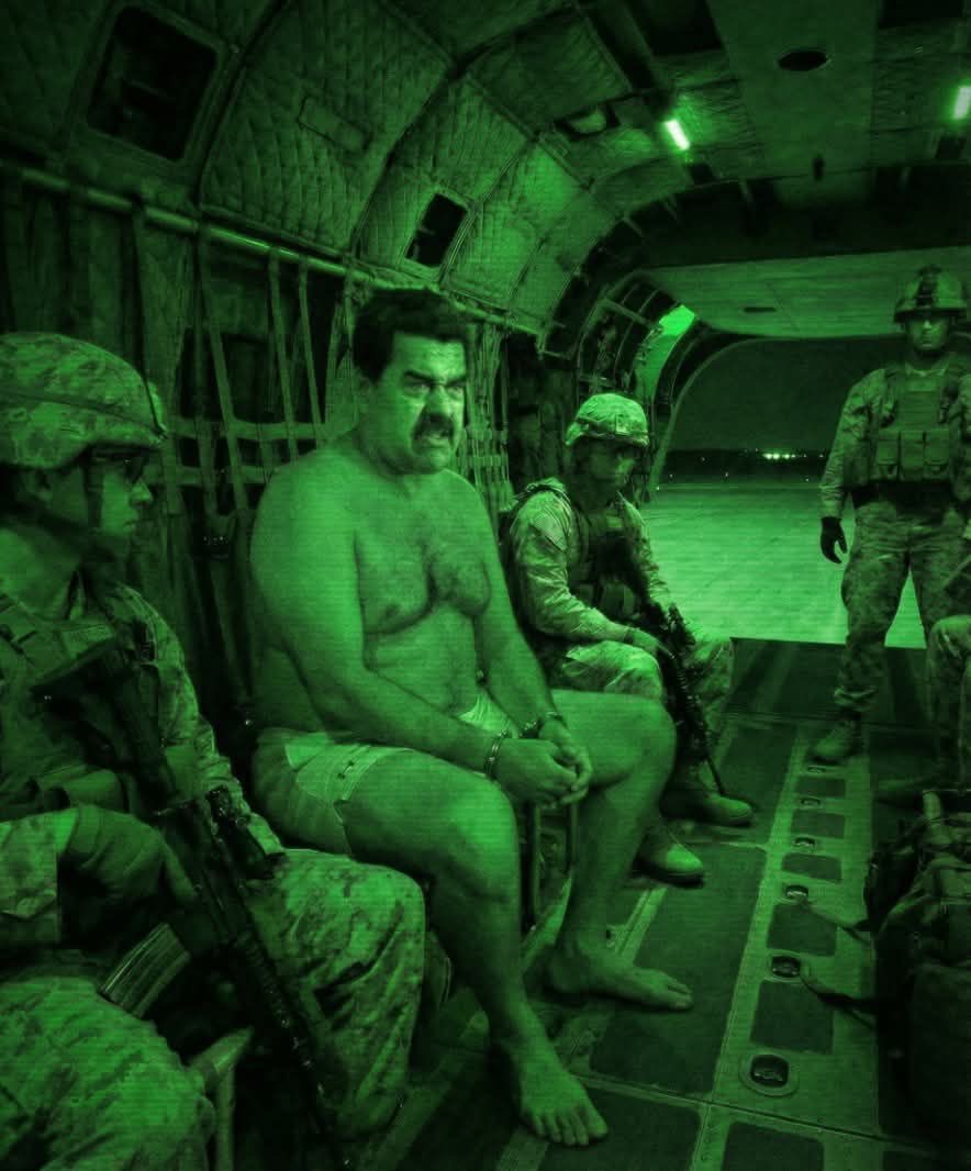 صورتان لحظة اعتقال نيكولاس مادورو مولدتان باستخدام تقنيات الذكاء الاصطناعي