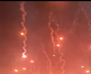 فيديو قديم وليس لقصف إيران على تل أبيب 