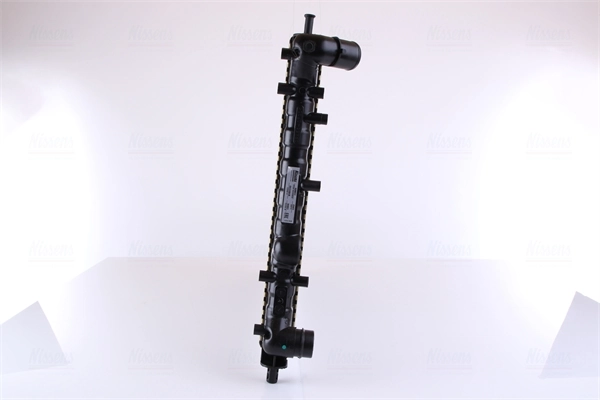 Radiateur, refroidissement du moteur NISSENS 68802