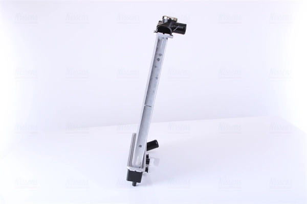 Radiateur, refroidissement du moteur NISSENS 63310A