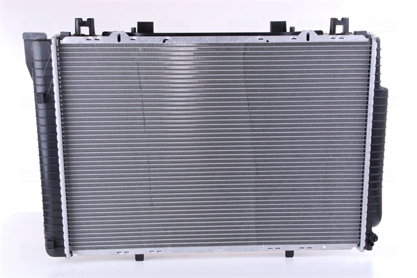 Radiateur, refroidissement du moteur NISSENS 62713A