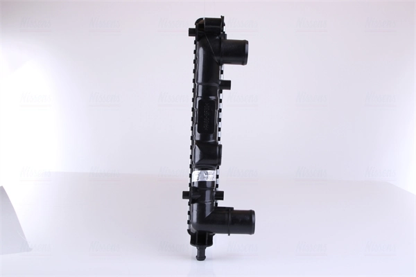 Radiateur, refroidissement du moteur NISSENS 618121