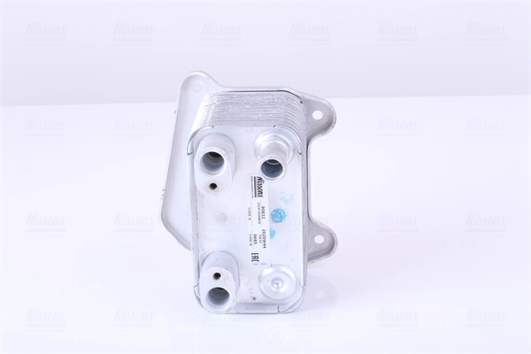 Radiateur d'huile NISSENS 90832