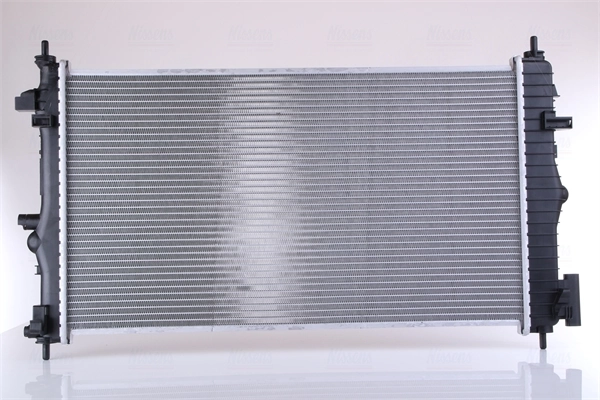 Radiateur, refroidissement du moteur NISSENS 630714