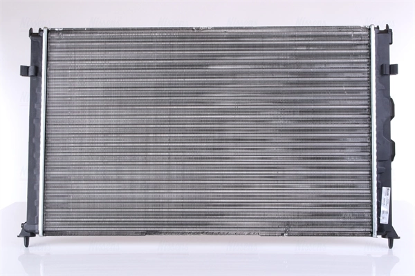 Radiateur, refroidissement du moteur NISSENS 63747
