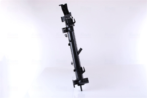 Radiateur, refroidissement du moteur NISSENS 637618