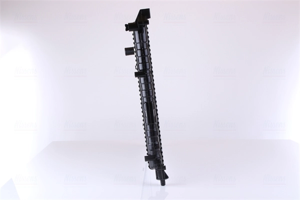 Radiateur, refroidissement du moteur NISSENS 63832