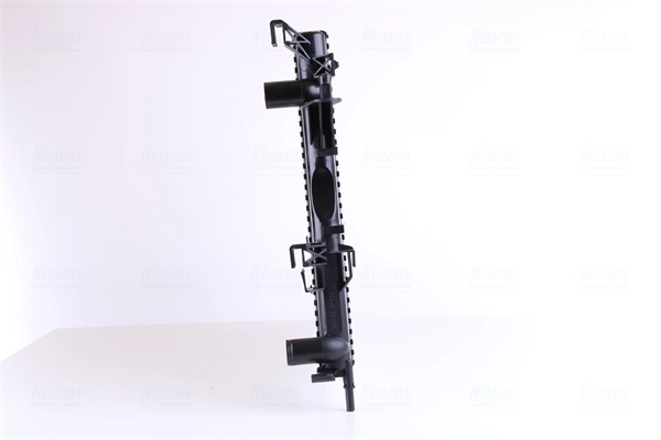 Radiateur, refroidissement du moteur NISSENS 63813