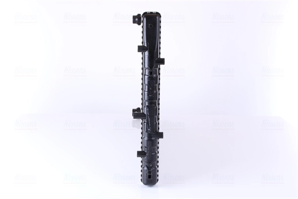 Radiateur, refroidissement du moteur NISSENS 67322