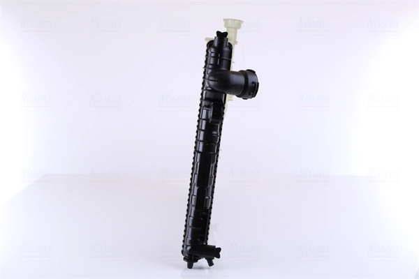 Radiateur, refroidissement du moteur NISSENS 63528