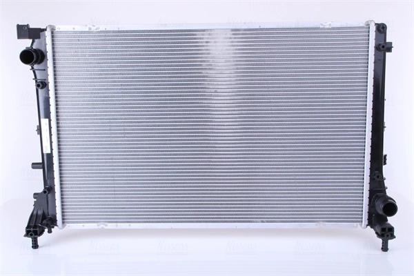 Radiateur, refroidissement du moteur NISSENS 617863