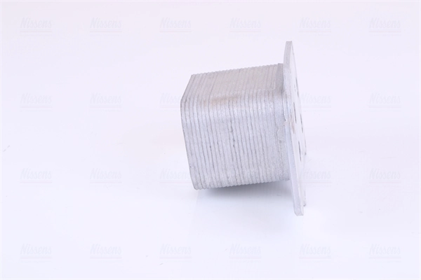 Radiateur d'huile NISSENS 90906