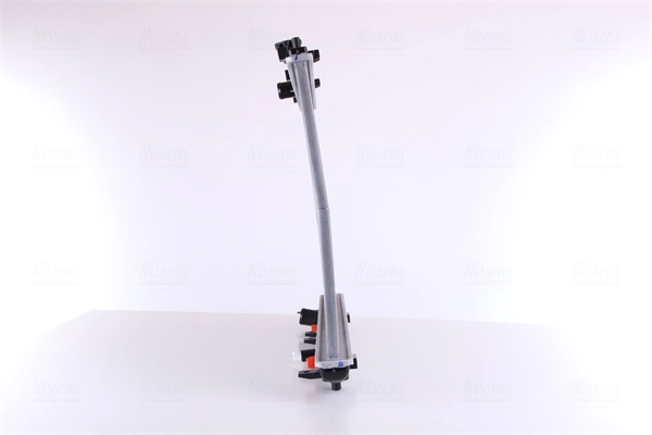 Radiateur, refroidissement du moteur NISSENS 68096